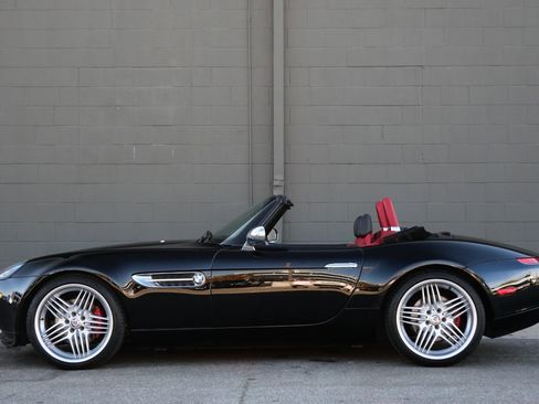 Used 2001 BMW Z8 RWD image 7