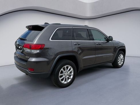 Used 2021 Jeep Grand Cherokee Laredo w/ Security & Convenience Group AWD/4WD image 5