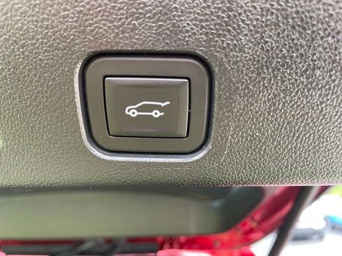 Used 2026 Buick Enclave Preferred FWD image 6