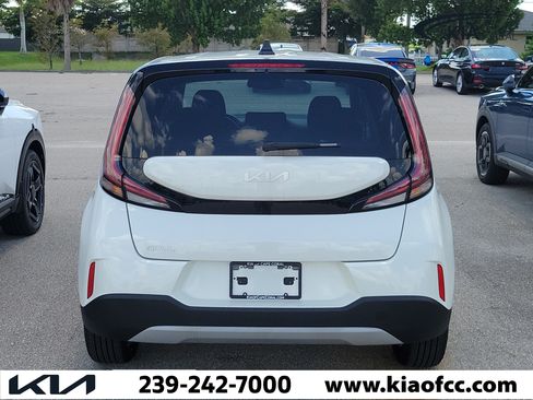 Certified 2025 Kia Soul S FWD image 5