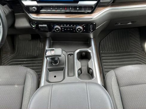 Used 2023 Chevrolet Silverado 1500 LT w/ Convenience Package II AWD/4WD image 21