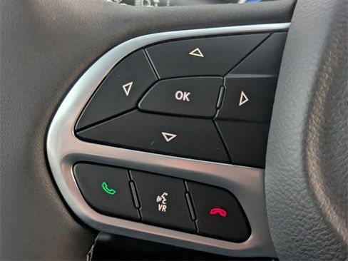 New 2026 Chrysler Pacifica Select image 12