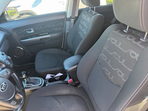 Used 2013 Kia Soul + w/ Eco Pkg image 11