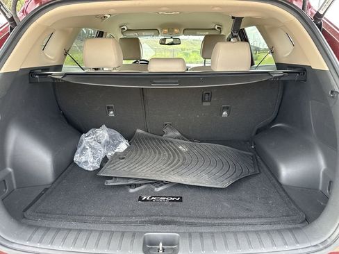 Used 2018 Hyundai Tucson SEL Plus FWD image 13