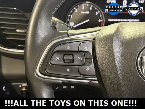 Used 2023 Buick Envision Avenir image 27