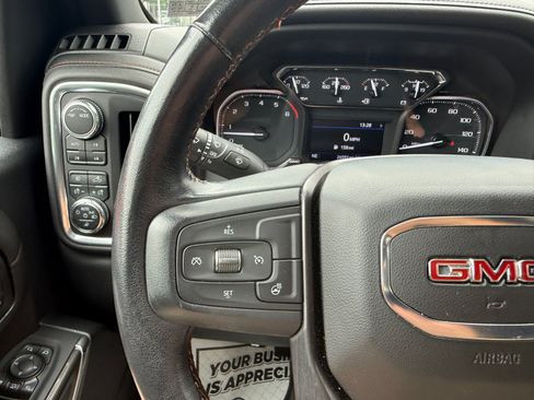 Used 2022 GMC Sierra 2500 AT4 w/ Snow Plow Prep/Camper Package AWD/4WD image 29