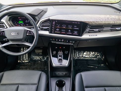 Used 2023 Audi Q4 e-tron Premium Plus w/ Premium Plus RWD image 13