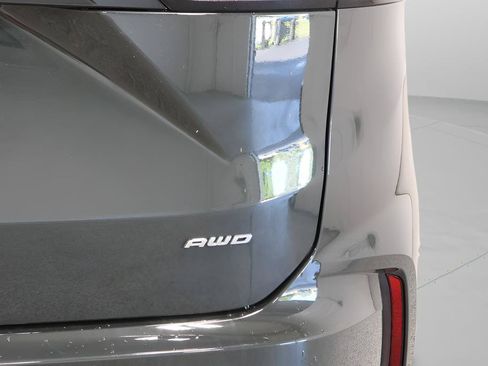 Used 2023 Ford Edge Titanium w/ Class II Trailer Tow Package AWD/4WD image 37