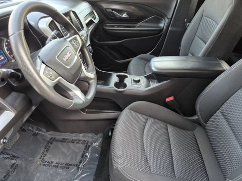 Used 2022 GMC Terrain SLE AWD/4WD image 11