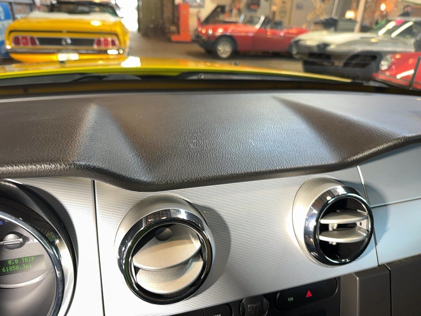 Used 2006 Ford Mustang GT Premium RWD image 37