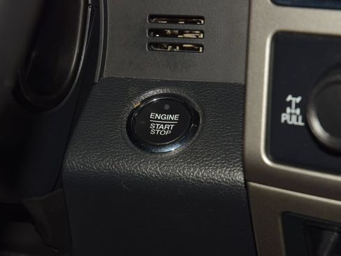 Used 2022 Ford F250 Lariat w/ Black Appearance Package AWD/4WD image 41