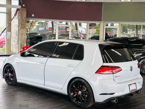 Used 2021 Volkswagen GTI Autobahn FWD image 10