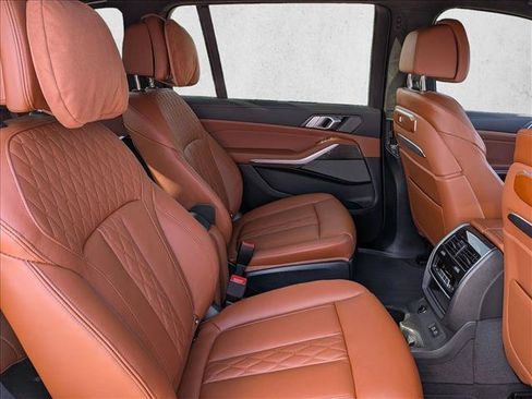 Used 2025 BMW X7 M60i w/ Executive Package AWD/4WD image 22