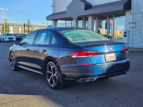 Used 2021 Volkswagen Passat 2.0T R-Line image 7