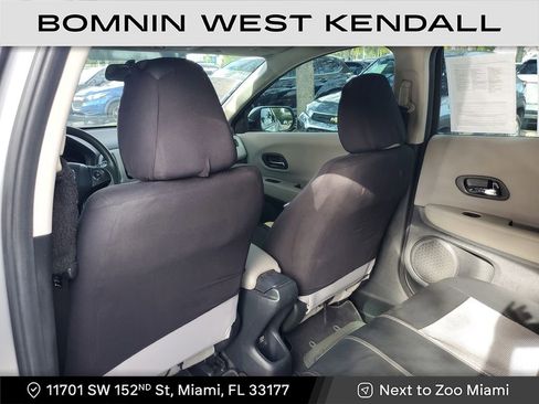 Used 2017 Honda HR-V LX image 18