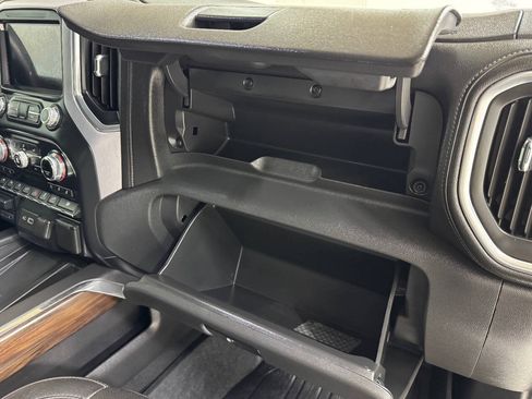 Used 2019 GMC Sierra 1500 SLT w/ SLT Premium Plus Package RWD image 31