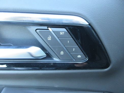 New 2026 Chevrolet Suburban RST w/ Comfort Package AWD/4WD image 24