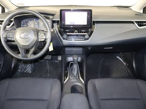 Used 2025 Toyota Corolla LE FWD image 13