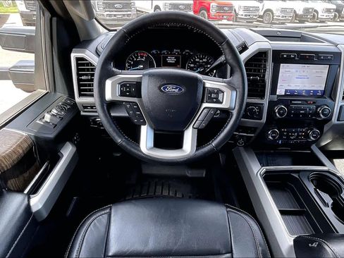Used 2020 Ford F350 Lariat w/ Lariat Ultimate Package image 6