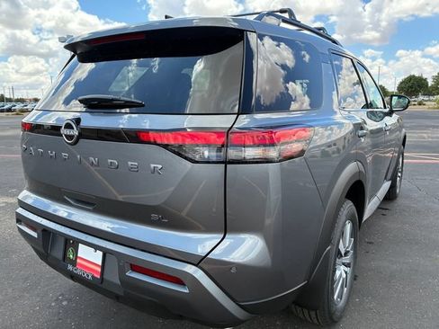 New 2026 Nissan Pathfinder SL FWD image 6