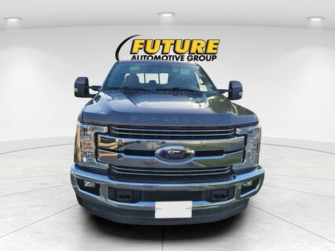 Used 2018 Ford F350 Lariat AWD/4WD image 2