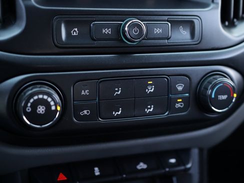 Used 2021 Chevrolet Colorado W/T w/ Custom Special Edition image 16