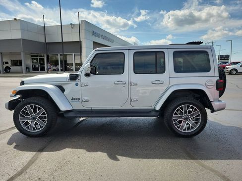Used 2024 Jeep Wrangler High Altitude AWD/4WD image 7