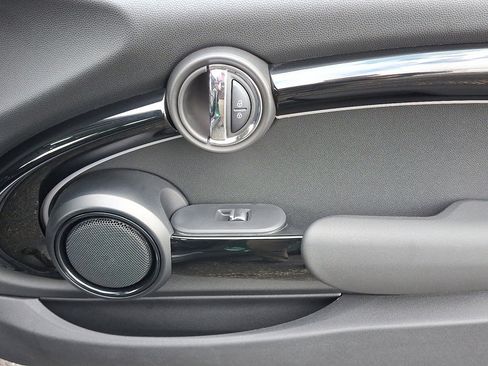 Used 2022 MINI Cooper SE image 10