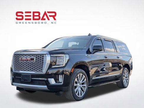 Used 2021 GMC Yukon XL Denali w/ Advanced Technology Package image 9