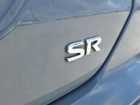 Used 2022 Nissan Kicks SR w/ Premium Package image 11