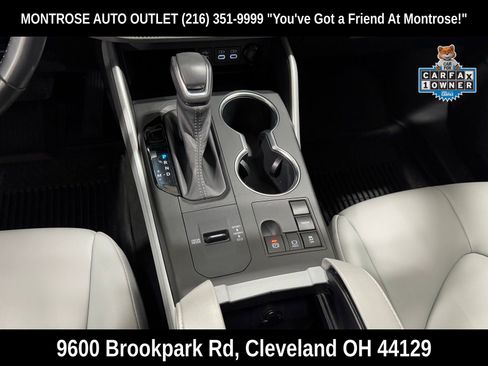 Used 2023 Toyota Highlander XLE image 22