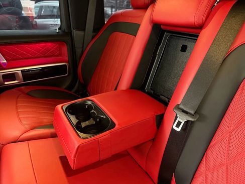 Used 2019 Mercedes-Benz G 63 AMG AMG G 63 AWD 4MATIC 4dr SUV image 23