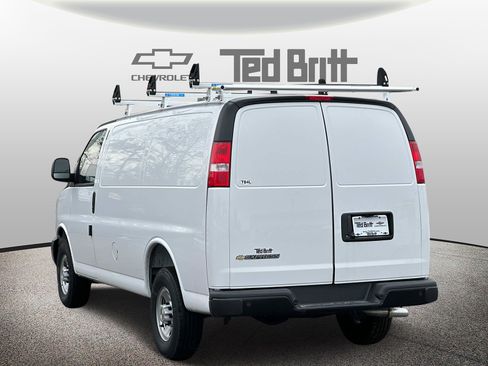 New 2025 Chevrolet Express 3500 w/ Driver Convenience Package image 4