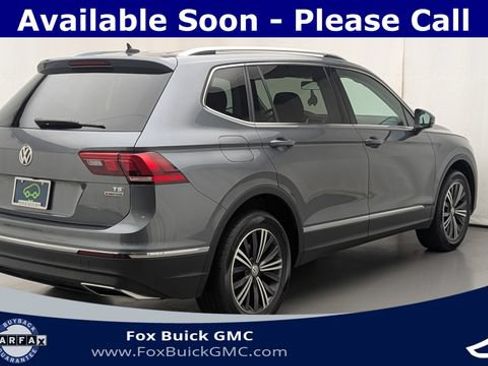 Used 2018 Volkswagen Tiguan SE AWD/4WD image 5
