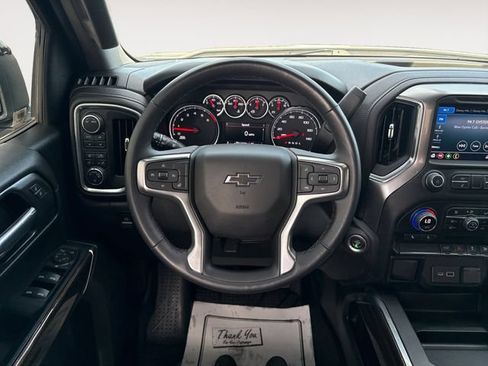 Used 2022 Chevrolet Silverado 1500 RST w/ Bed Protection Package AWD/4WD image 12