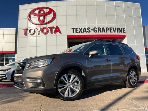 Used 2021 Subaru Ascent Premium w/ Sport Package image 2