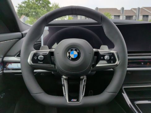New 2026 BMW 740i w/ Premium Package RWD image 21