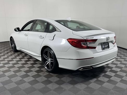 Used 2021 Honda Accord Touring image 8
