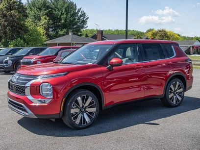 New 2025 Mitsubishi Outlander AWD