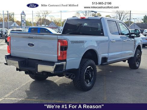 Used 2025 Ford F250 Lariat w/ Tremor Off-Road Package image 5