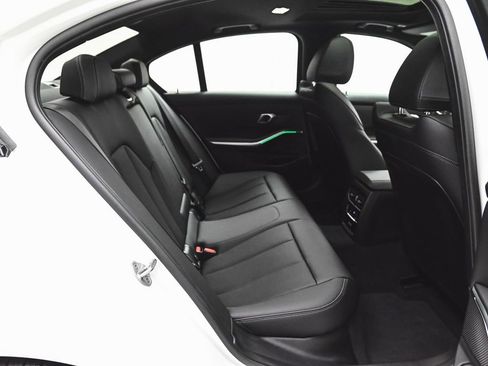 Used 2025 BMW M340i xDrive AWD/4WD image 35