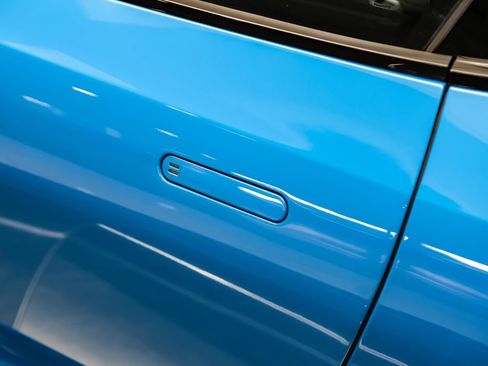 Used 2022 Aston Martin DBS Superleggera RWD image 30