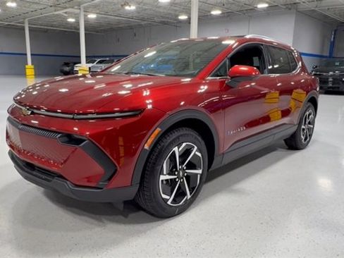 New 2026 Chevrolet Equinox EV LT image 16