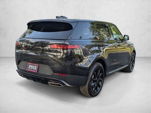 Used 2025 Land Rover Range Rover Sport SE AWD/4WD image 5