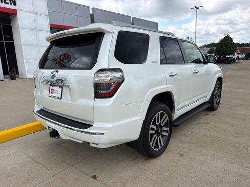 Used 2023 Toyota 4Runner Limited AWD/4WD image 4