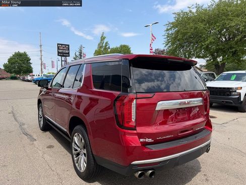 Used 2021 GMC Yukon Denali w/ Denali Ultimate Package AWD/4WD image 7