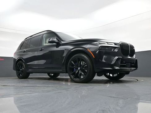 Used 2024 BMW X7 M60i w/ Executive Package image 29