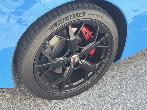 Used 2020 Chevrolet Corvette Stingray Preferred Cpe w/ 2LT Preferred Equipment Group RWD image 16