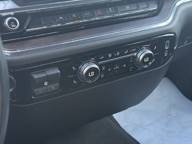 Used 2025 GMC Sierra 1500 SLT RWD image 11