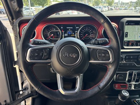 Used 2021 Jeep Wrangler Unlimited Rubicon AWD/4WD image 18